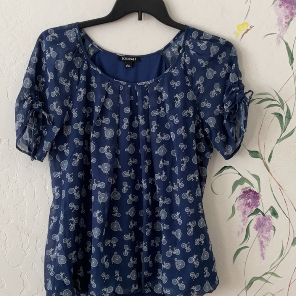 Roz & Ali Navy Blue Bicycle Print Short Sleeve Blouse